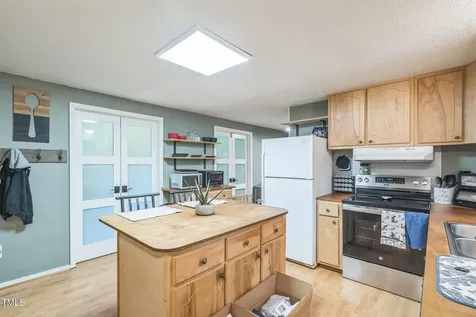 1205 John Breckenridge Drive Hillsborough NC 27278