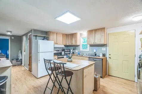 1205 John Breckenridge Drive Hillsborough NC 27278