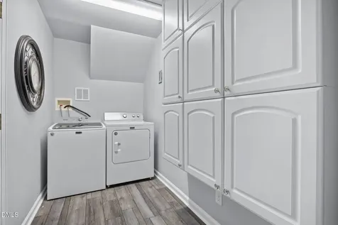 202 Sarazen Meadow Way Cary NC 27513