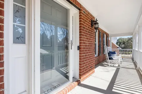 202 Sarazen Meadow Way Cary NC 27513