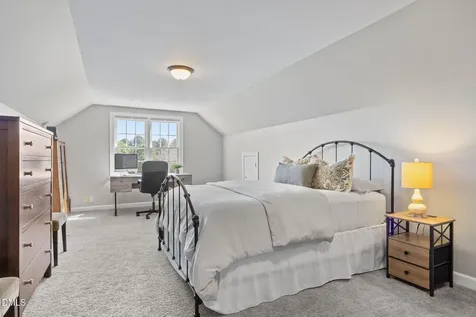 202 Sarazen Meadow Way Cary NC 27513