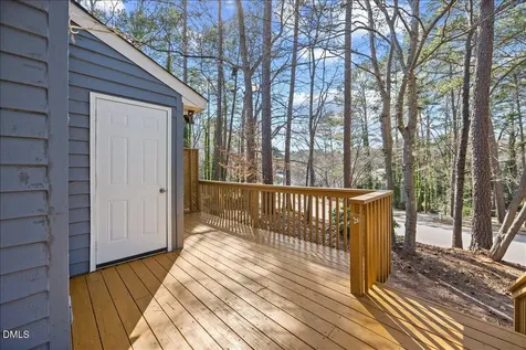 5725 Pool Side Drive Raleigh NC 27612