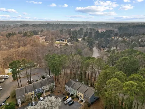5725 Pool Side Drive Raleigh NC 27612