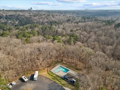 5725 Pool Side Drive Raleigh NC 27612