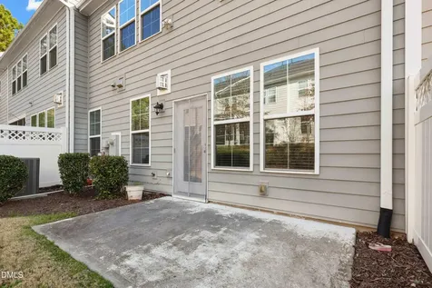 1109 Laurel Twist Road Cary NC 27513