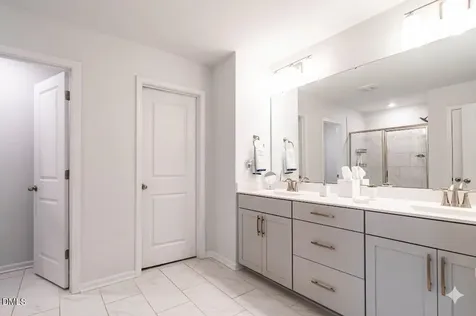 725 Sage Oak Lane Holly Springs NC 27540