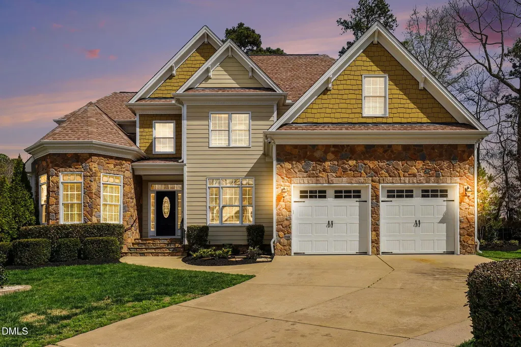 1819 Glacier Court Fuquay Varina NC 27526