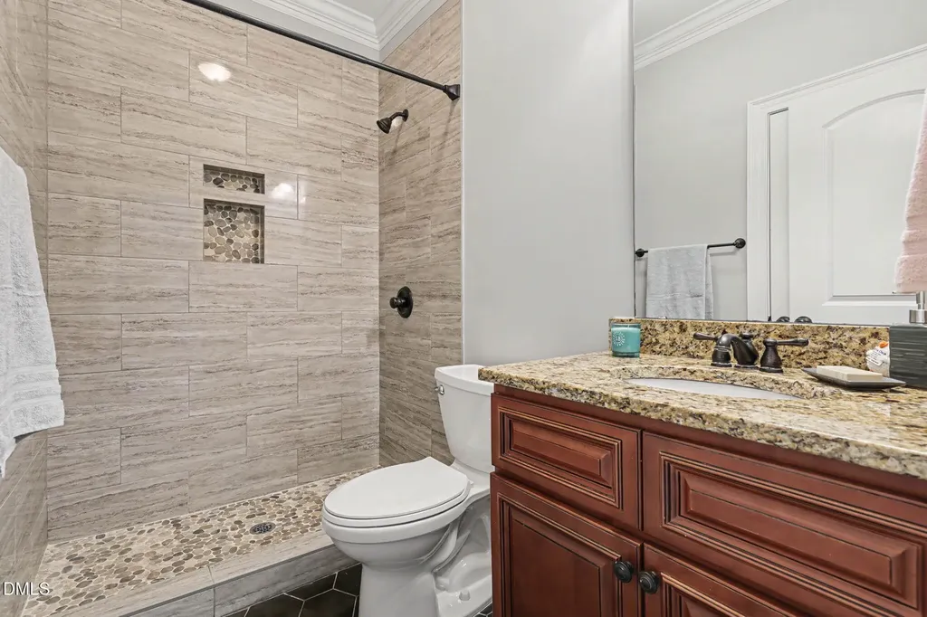 1819 Glacier Court Fuquay Varina NC 27526