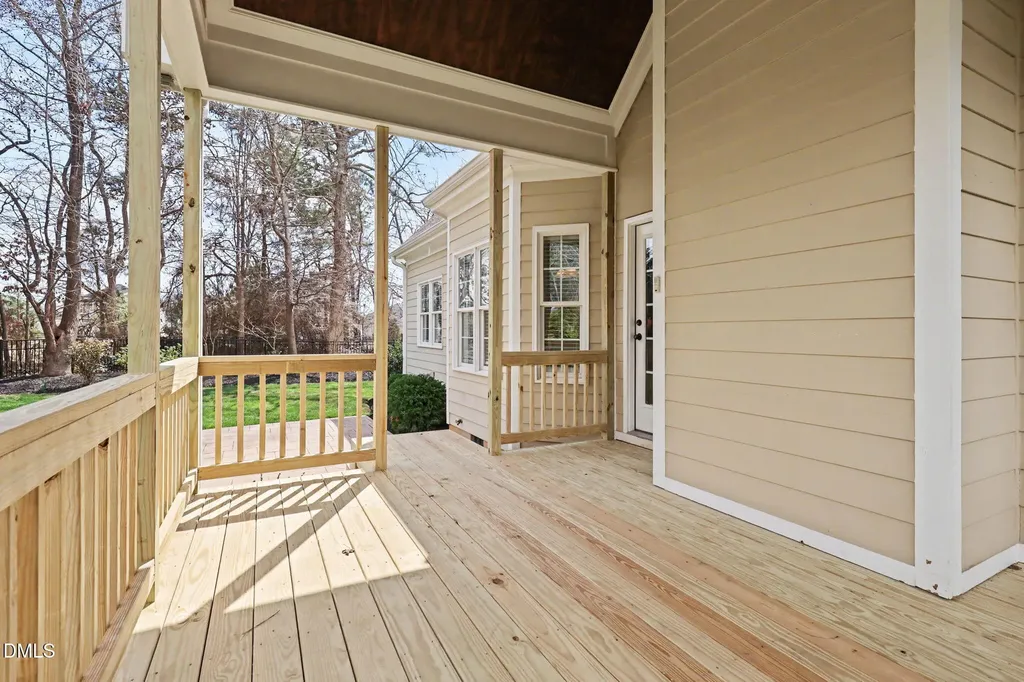 1819 Glacier Court Fuquay Varina NC 27526