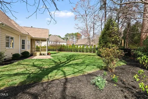 1819 Glacier Court Fuquay Varina NC 27526