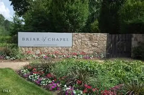51 Quarter Gate Trace Chapel Hill NC 27516