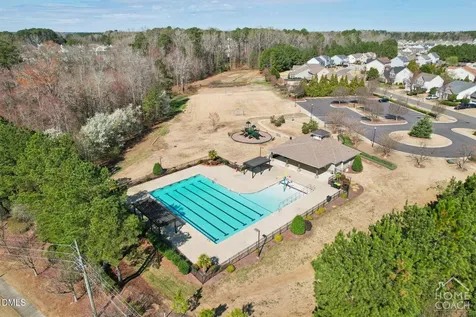520 Oak Holly Lane Zebulon NC 27597