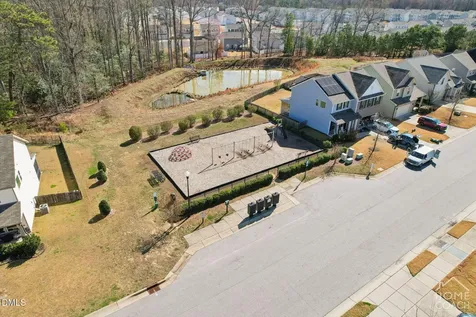 520 Oak Holly Lane Zebulon NC 27597