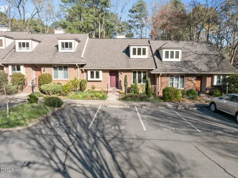 112 Essex Drive Chapel Hill NC 27514