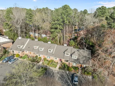 112 Essex Drive Chapel Hill NC 27514