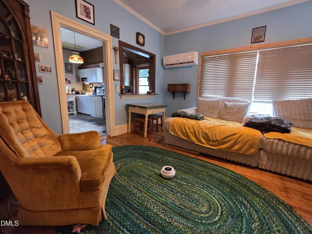 812 W Anderson Street Selma NC 27576