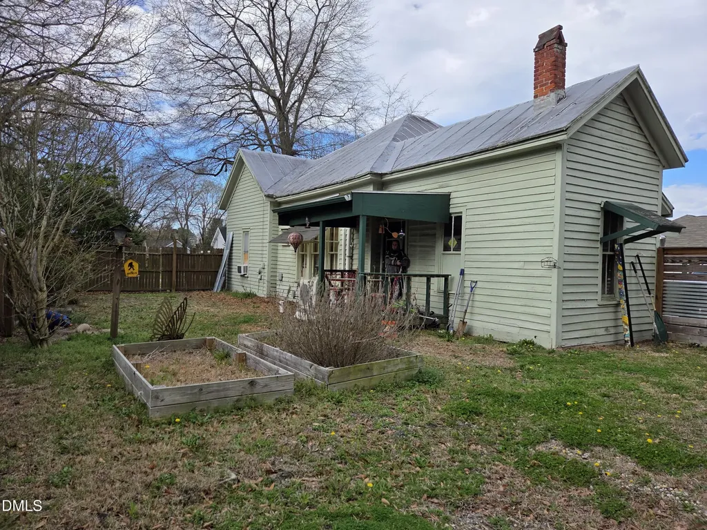 812 W Anderson Street Selma NC 27576