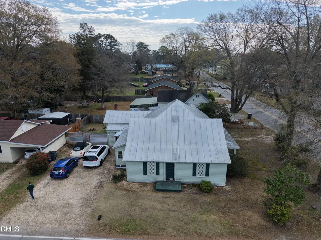812 W Anderson Street Selma NC 27576