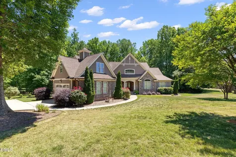 1106 Dovefield Lane Youngsville NC 27596