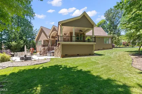 1106 Dovefield Lane Youngsville NC 27596