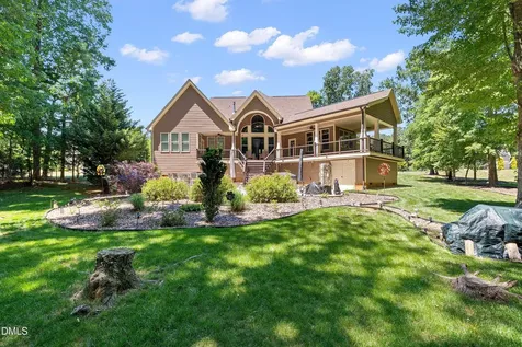 1106 Dovefield Lane Youngsville NC 27596