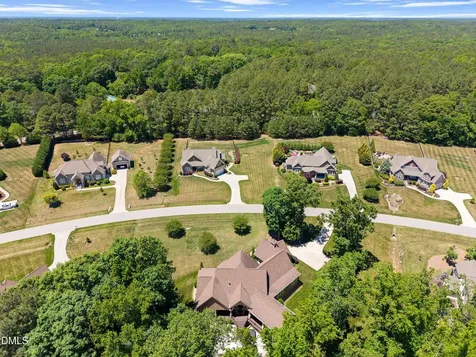 1106 Dovefield Lane Youngsville NC 27596