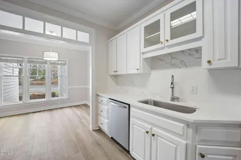 202 Chattel Close Cary NC 27518