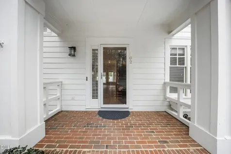 202 Chattel Close Cary NC 27518