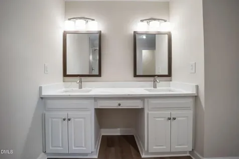 202 Chattel Close Cary NC 27518