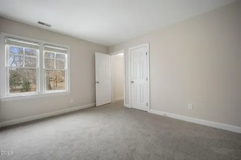 202 Chattel Close Cary NC 27518