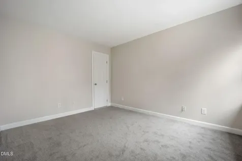 202 Chattel Close Cary NC 27518