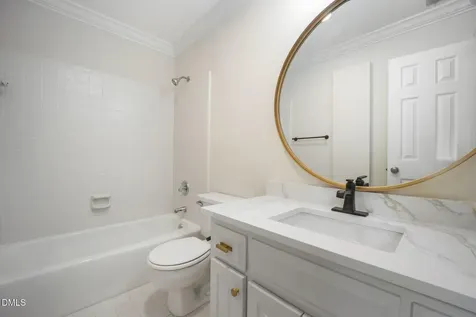 202 Chattel Close Cary NC 27518