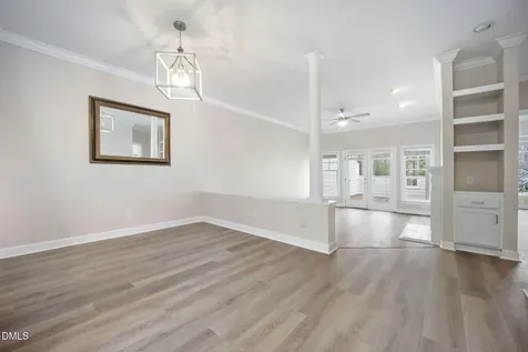 202 Chattel Close Cary NC 27518