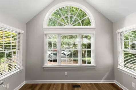 112 Lomond Lane Cary NC 27518