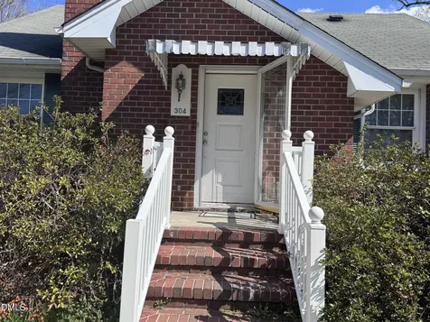 304 Atwater Street Burlington NC 27215