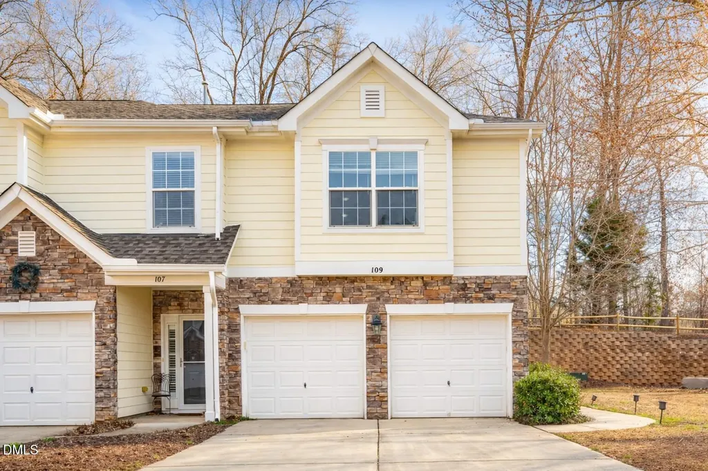 109 Bartlett Circle Hillsborough NC 27278