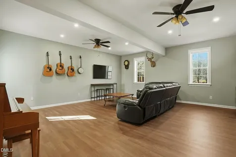 90 Spring Leaf Lane Wendell NC 27591
