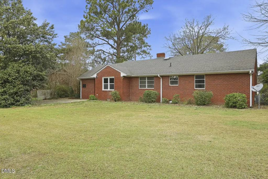 1003 Westhaven Street Dunn NC 28334