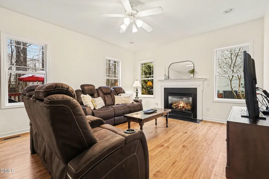 229 Autumn Glen Lane Holly Springs NC 27540