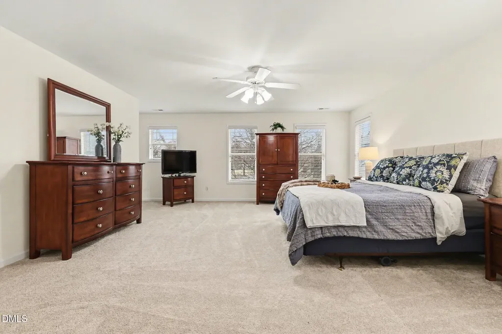 229 Autumn Glen Lane Holly Springs NC 27540
