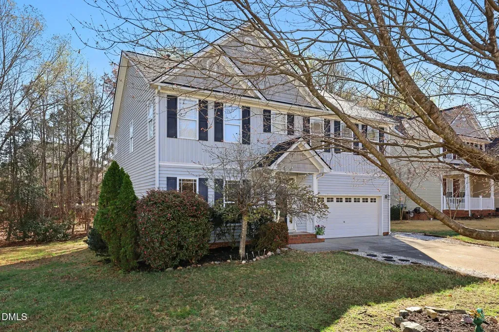 229 Autumn Glen Lane Holly Springs NC 27540