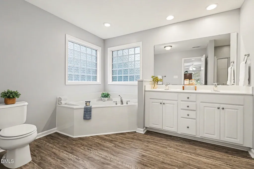 229 Autumn Glen Lane Holly Springs NC 27540