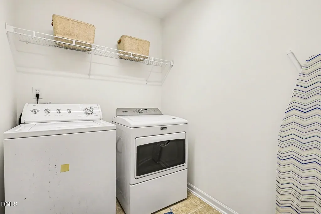 229 Autumn Glen Lane Holly Springs NC 27540