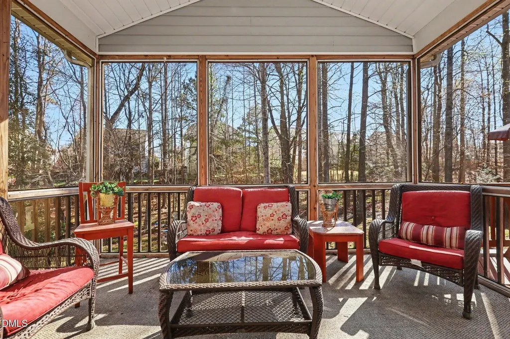 229 Autumn Glen Lane Holly Springs NC 27540