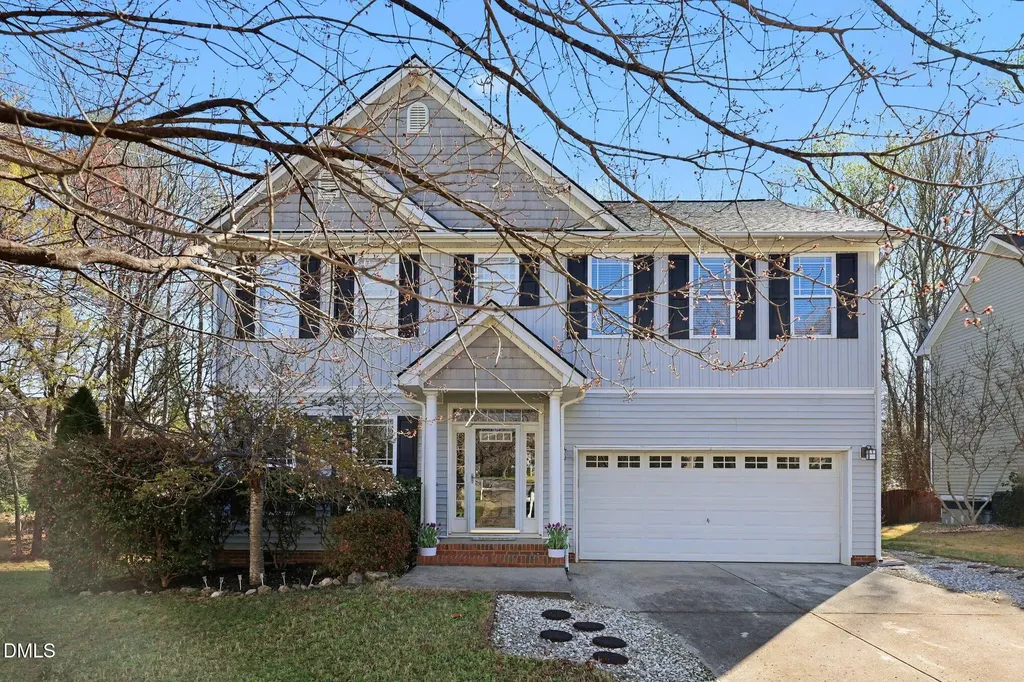 229 Autumn Glen Lane Holly Springs NC 27540
