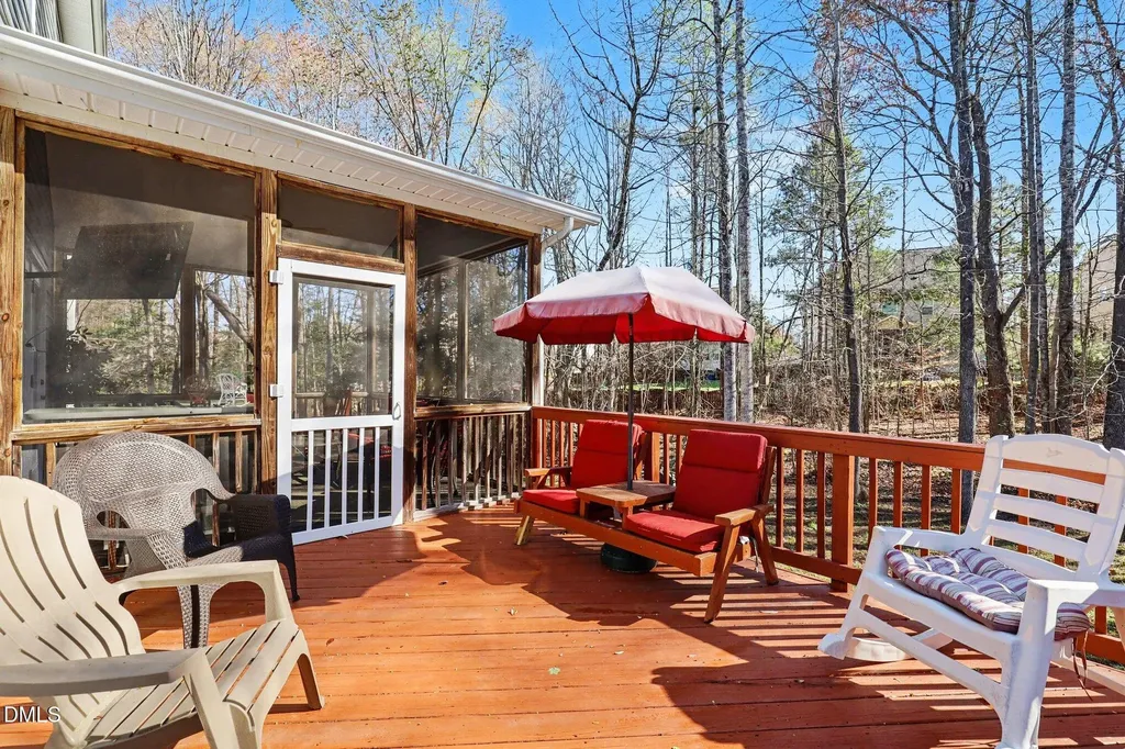 229 Autumn Glen Lane Holly Springs NC 27540
