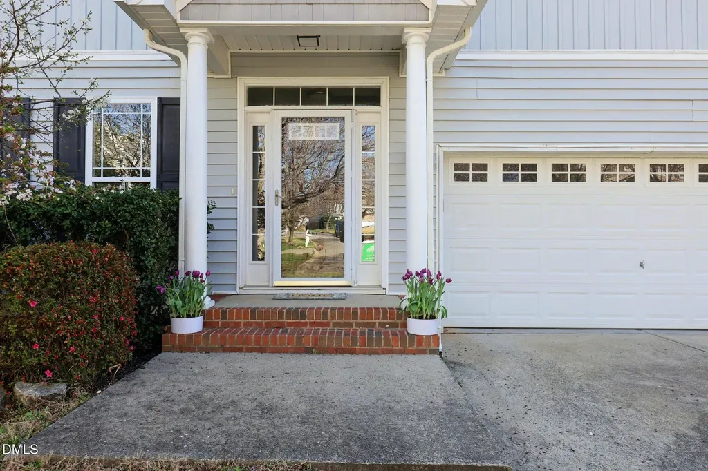 229 Autumn Glen Lane Holly Springs NC 27540