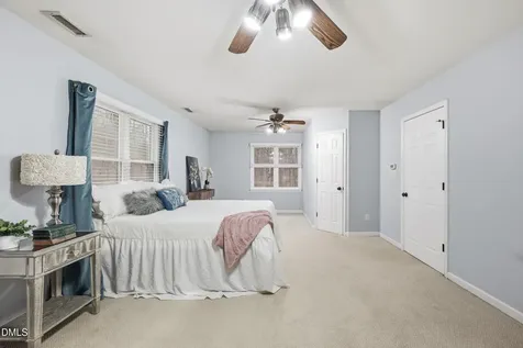104 Pointe Place Hillsborough NC 27278