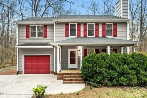 104 Pointe Place Hillsborough NC 27278