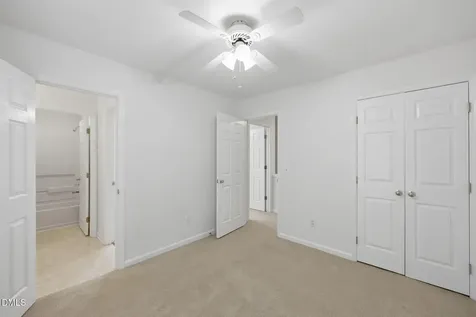 4205 Sunshadow Lane Raleigh NC 27613